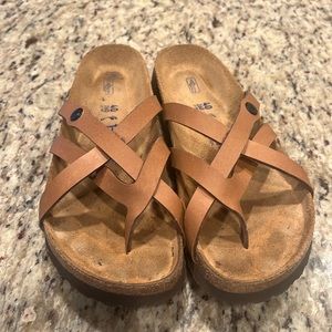 Betula by Birkenstock. Worn only a few times. Leather in great condition. Sz 40